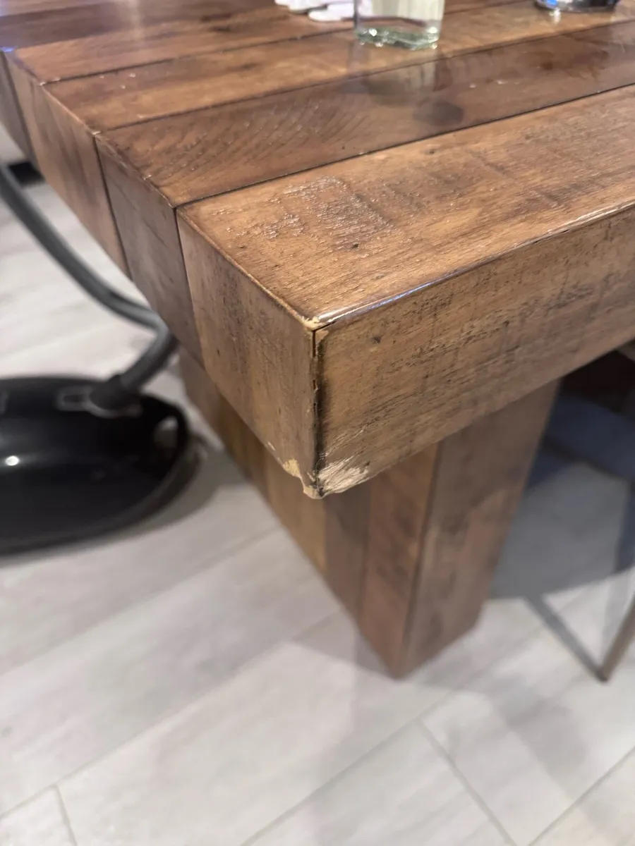 Kitchen table and matching bench - Image 4
