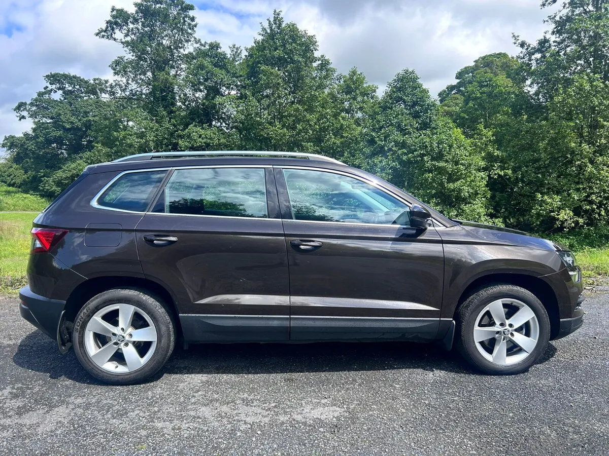 SKODA KAROQ Ambition - Image 2