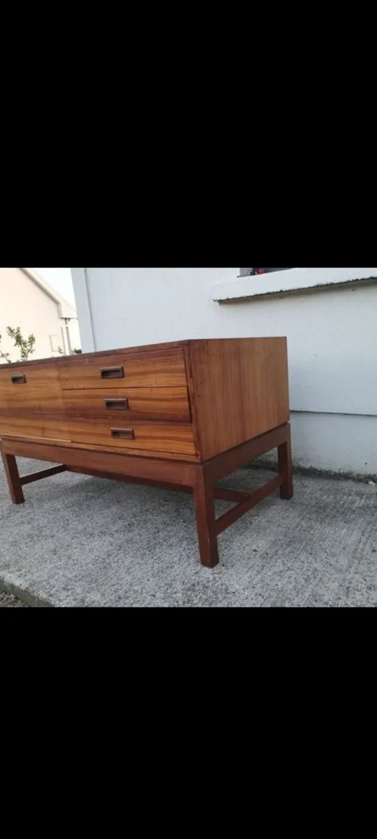 mid century teak sideboard alfred cox 1985 - Image 1