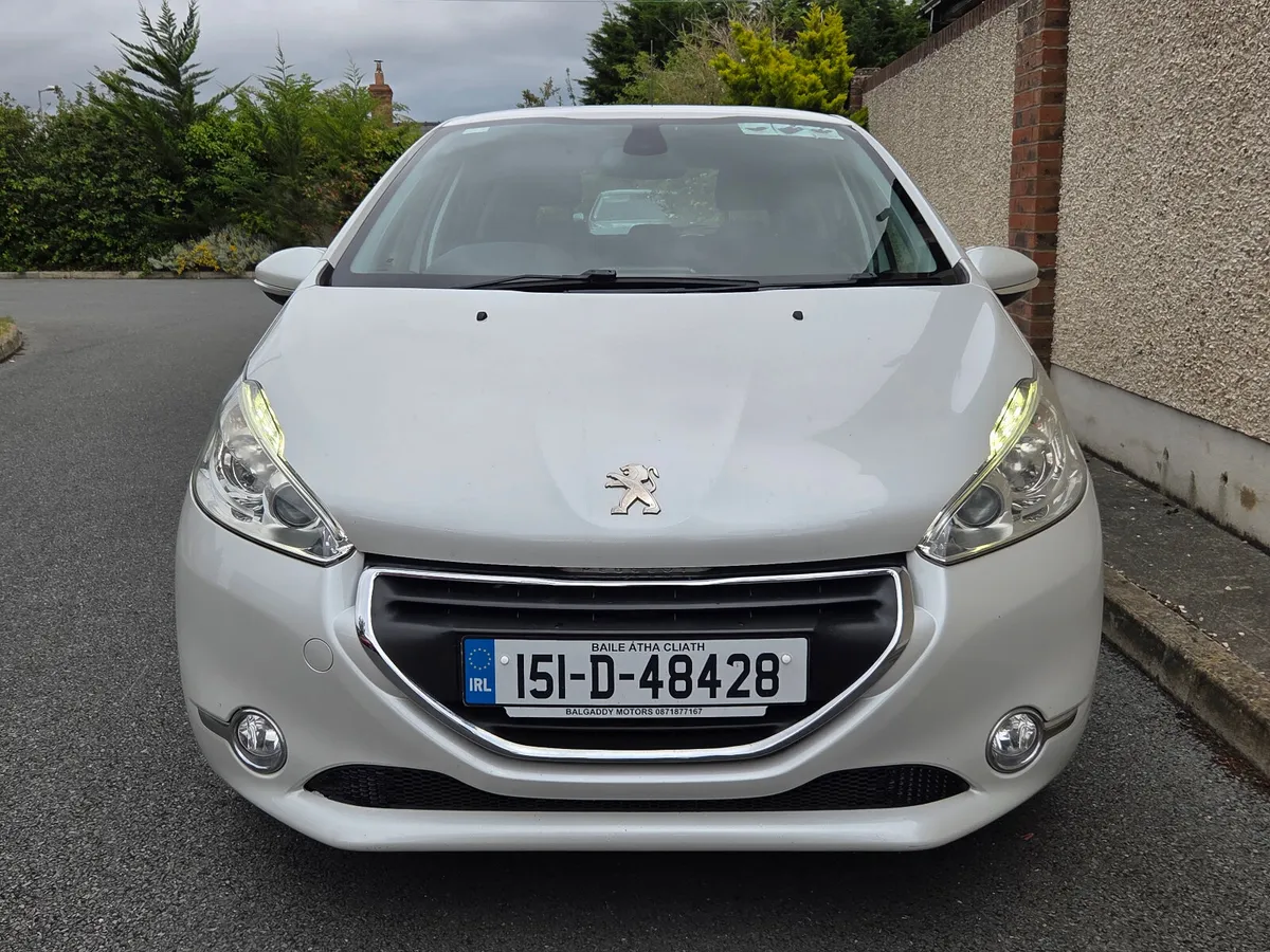 Peugeot 208 1.6d Allure, New Nct - Image 2