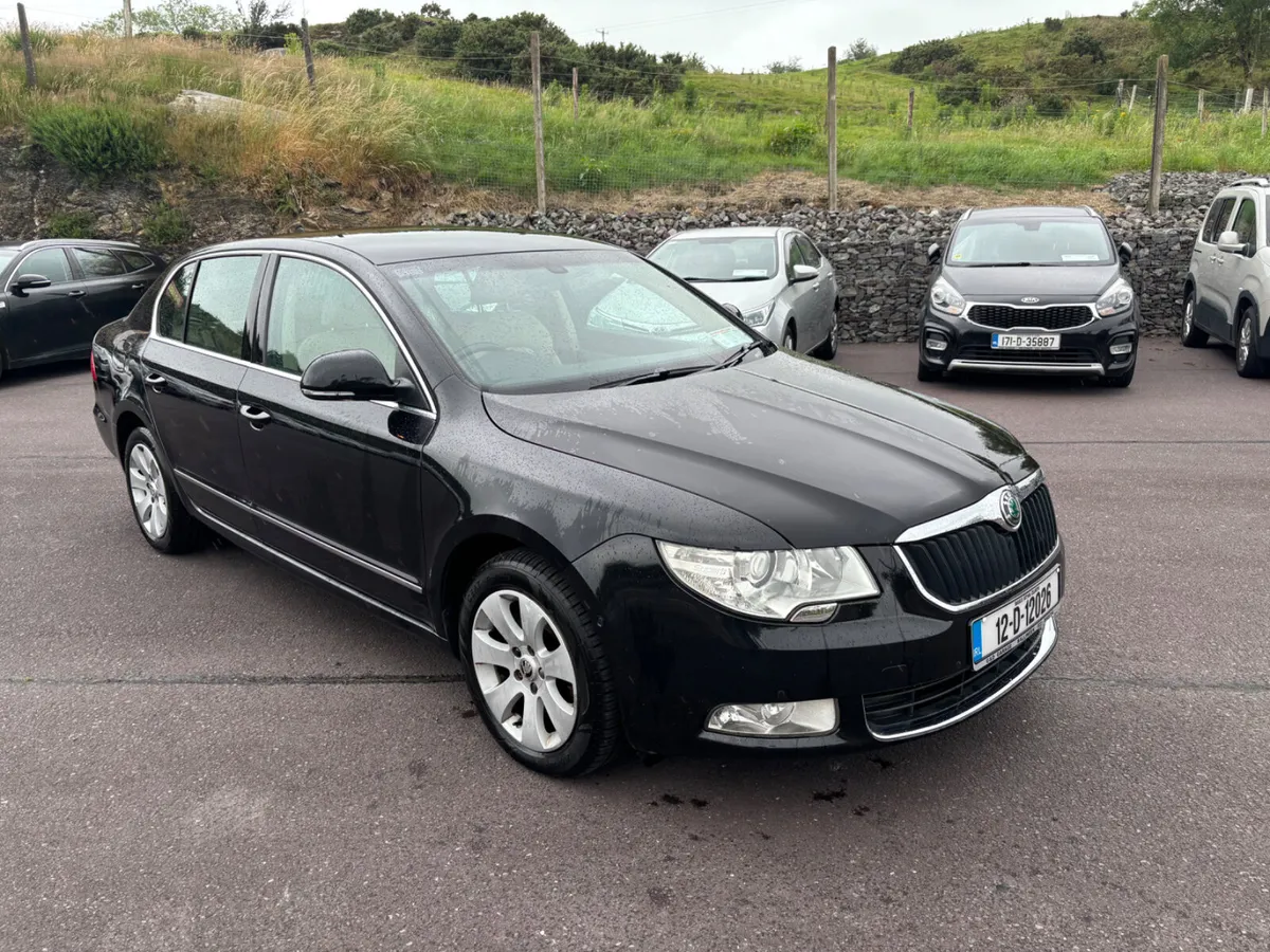 Skoda Superb 2012 2L Diesel - Image 2