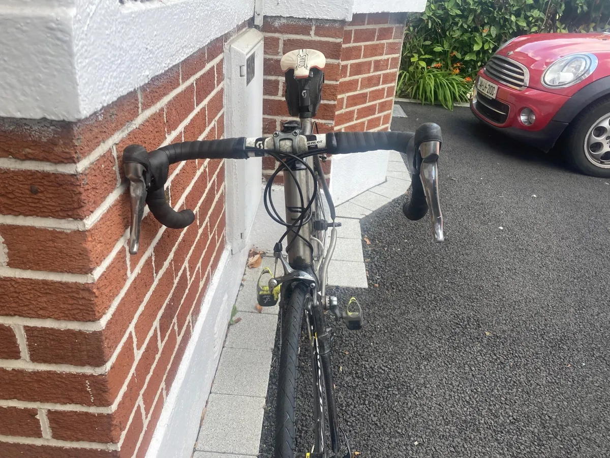 Racing bike - Image 2
