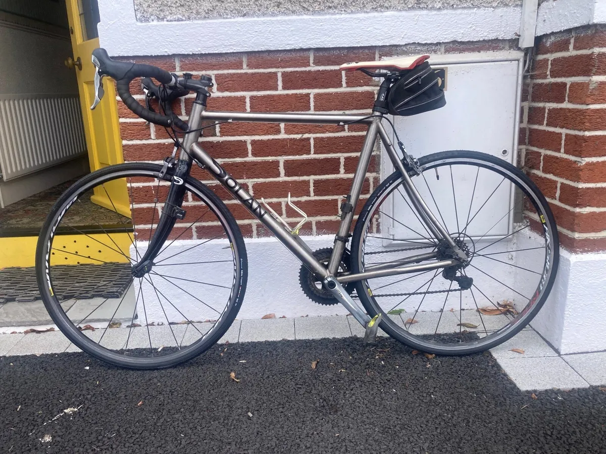 Racing bike - Image 4