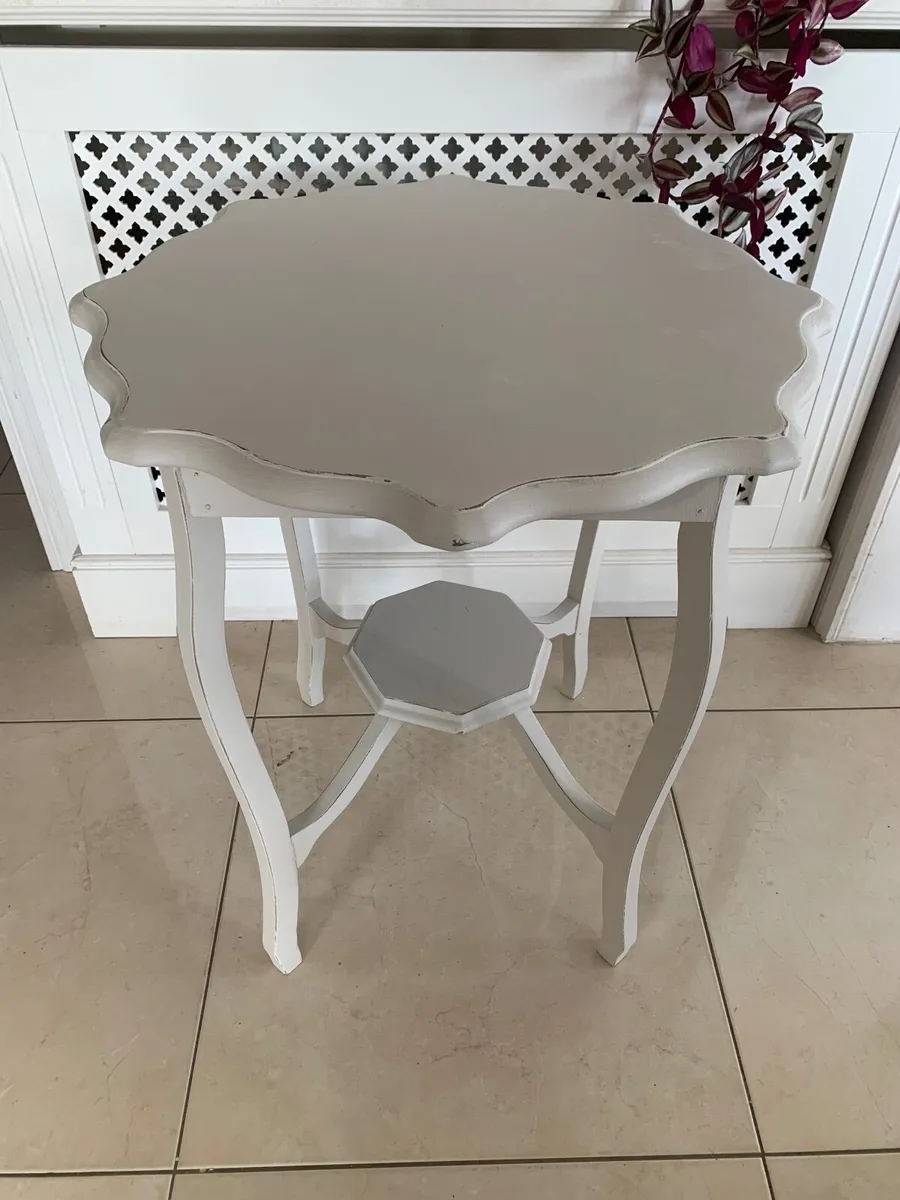 Shabby Chic Style Table - Image 1