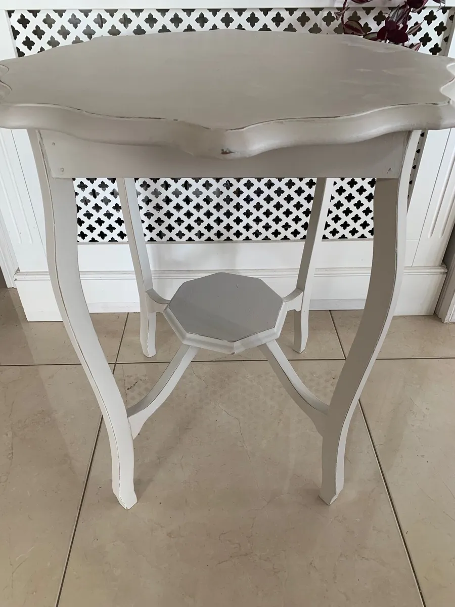 Shabby Chic Style Table - Image 2