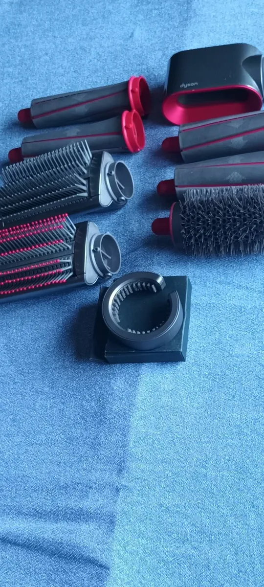 Dyson airwrap - Image 2