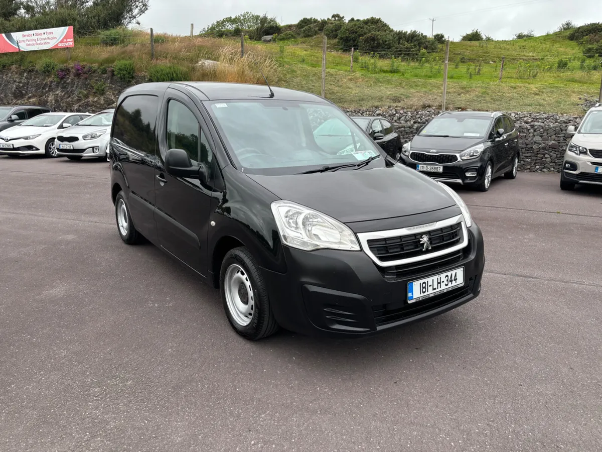 Peugeot Partner 2018 3Seater Diesel - Image 2