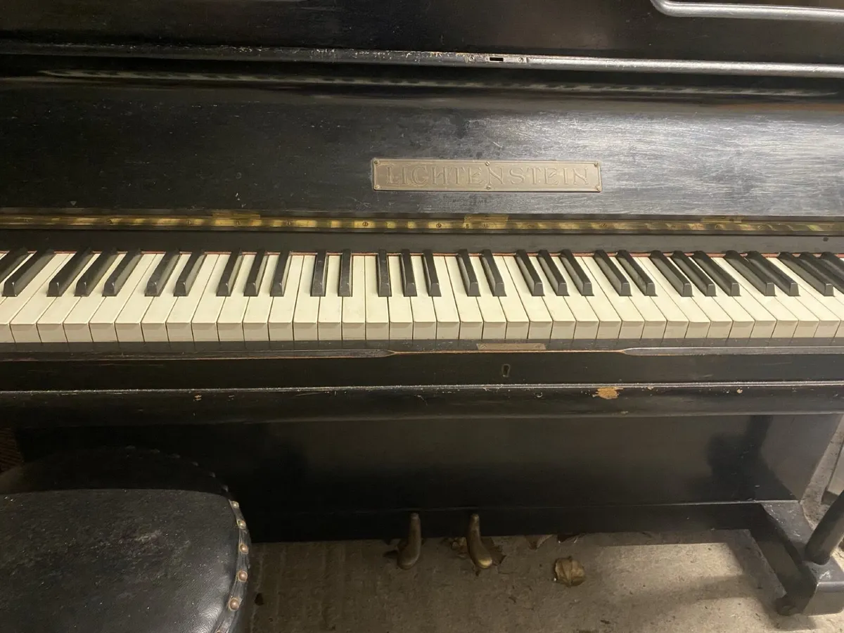 Piano (Lichtenstein) - Image 2