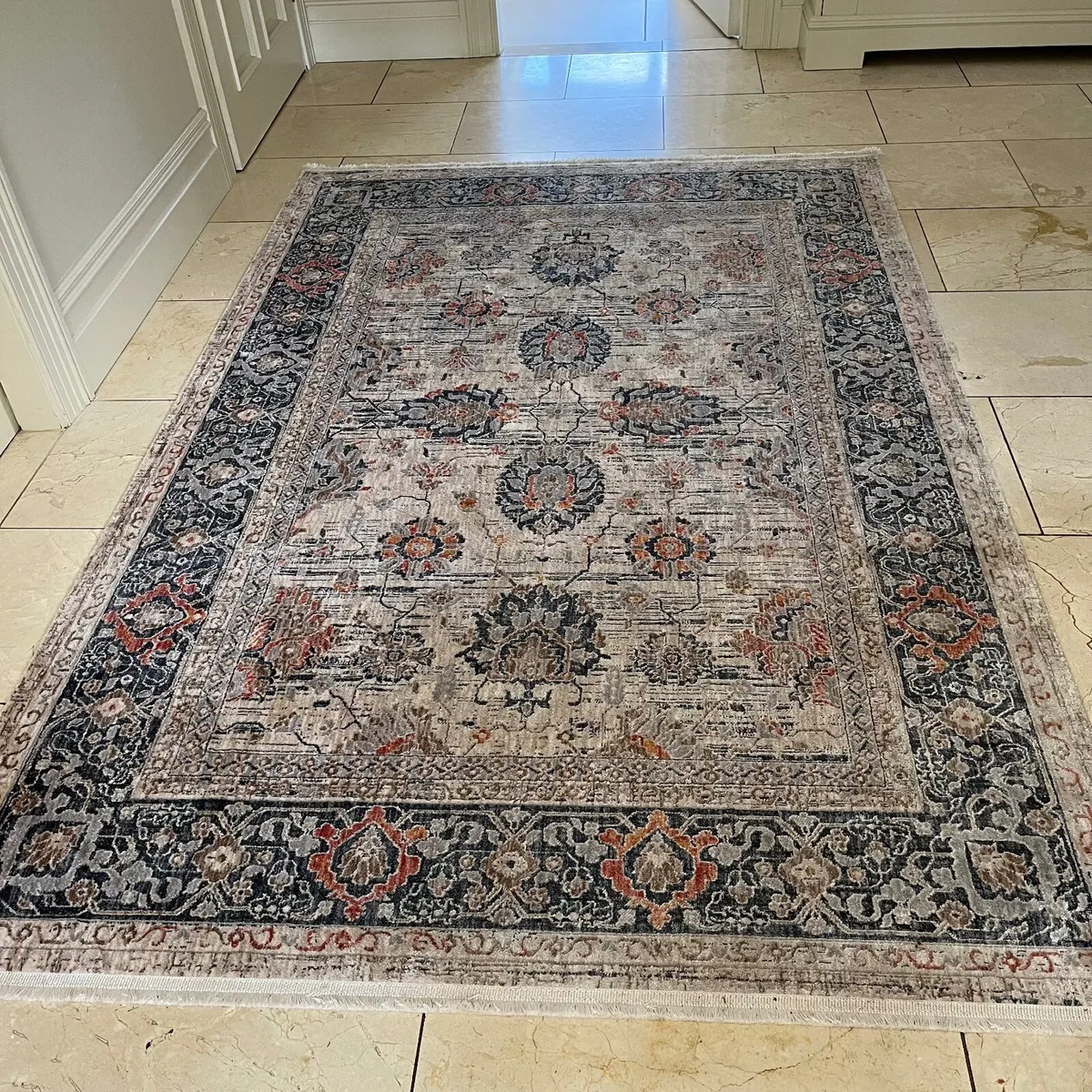 Large soft vintage rug 200 x 290cm - Image 3