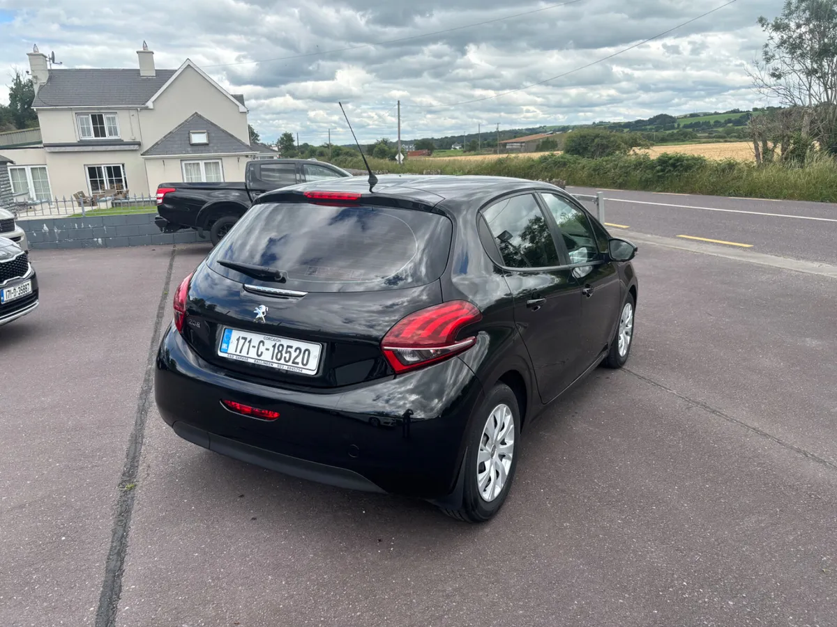 Peugeot 208 2017 - Image 4