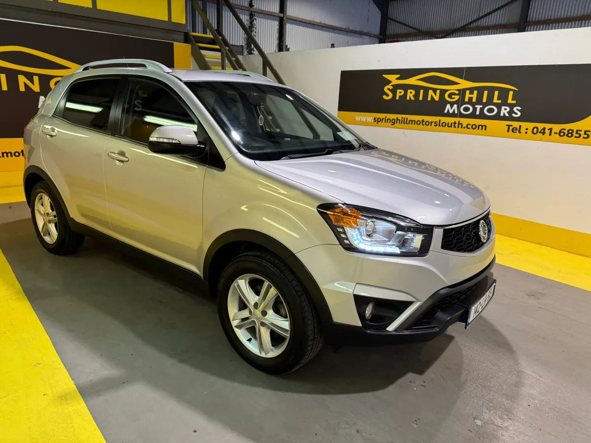 2014 SsangYong Korando 2.0 Diesel 4x2 EL Crossover - Image 2