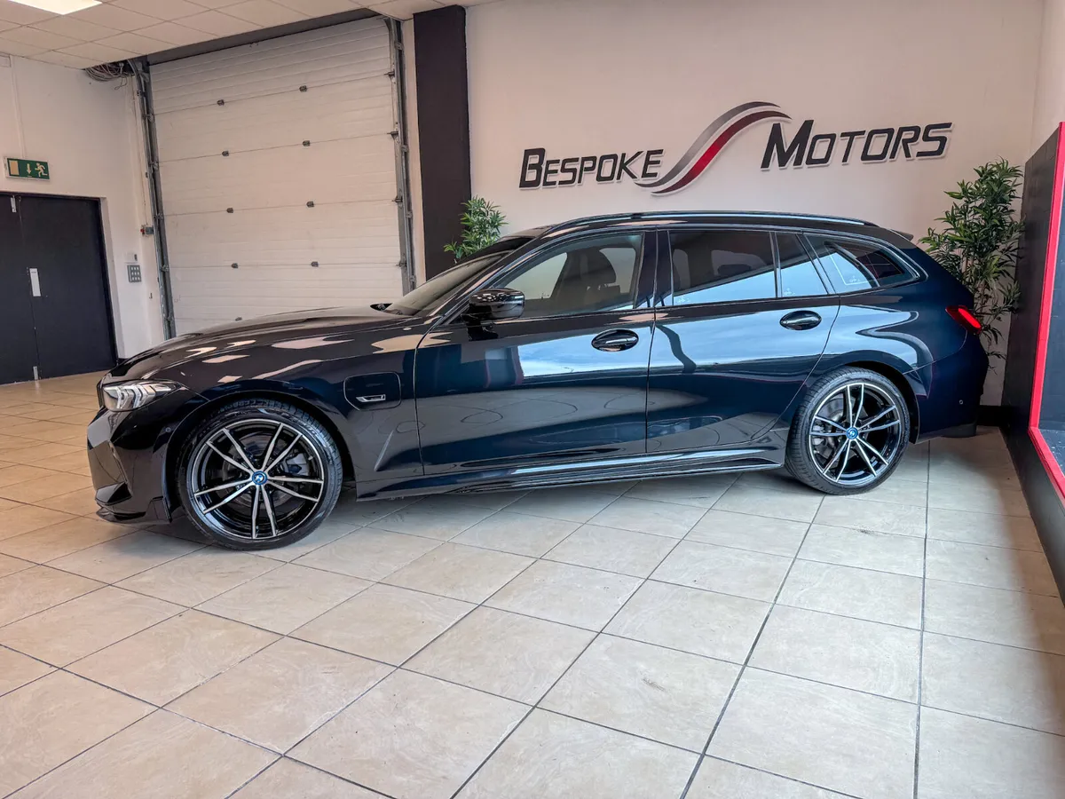 BMW 330E MSPORT TOURING - Image 3