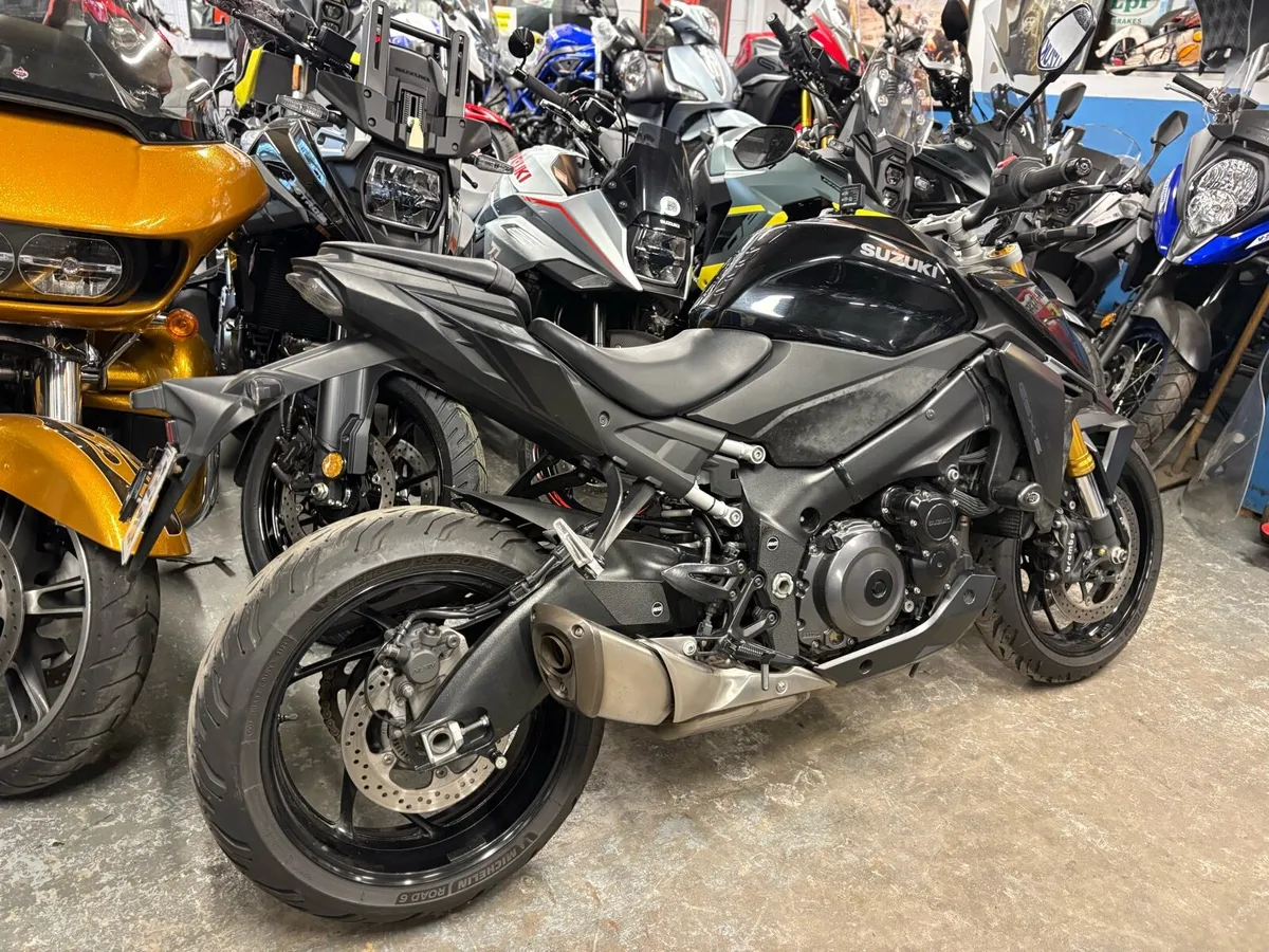 2022 Suzuki GSX-S1000 - Image 3