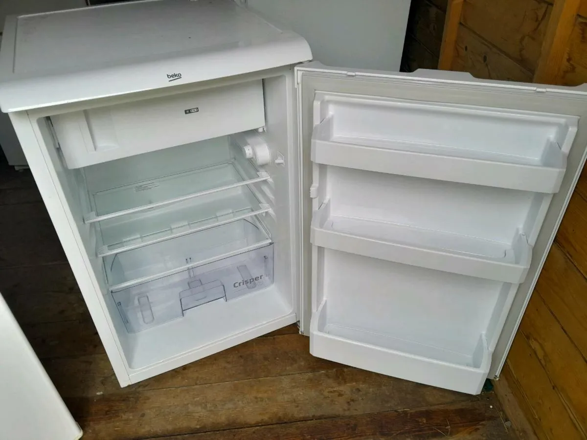 Under counter fridge freezer - Image 2