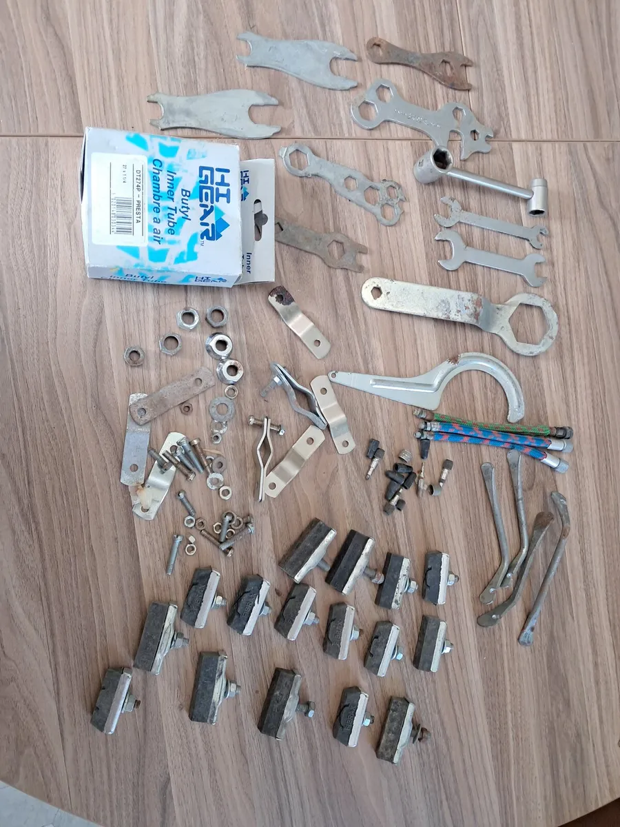 Bicycle parts and tools - Image 1
