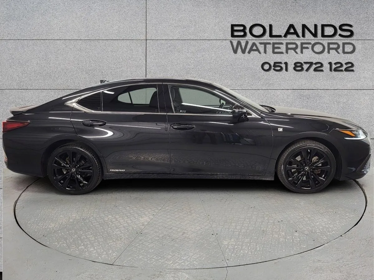 Lexus ES Es300h F-sport - Image 3