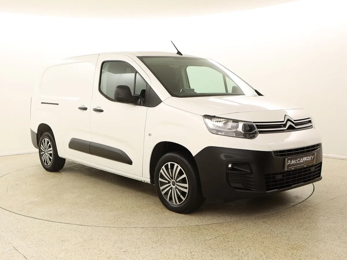 201 Citroen Berlingo 1.5 HDI Enterprise 3 seat LWB - Image 1