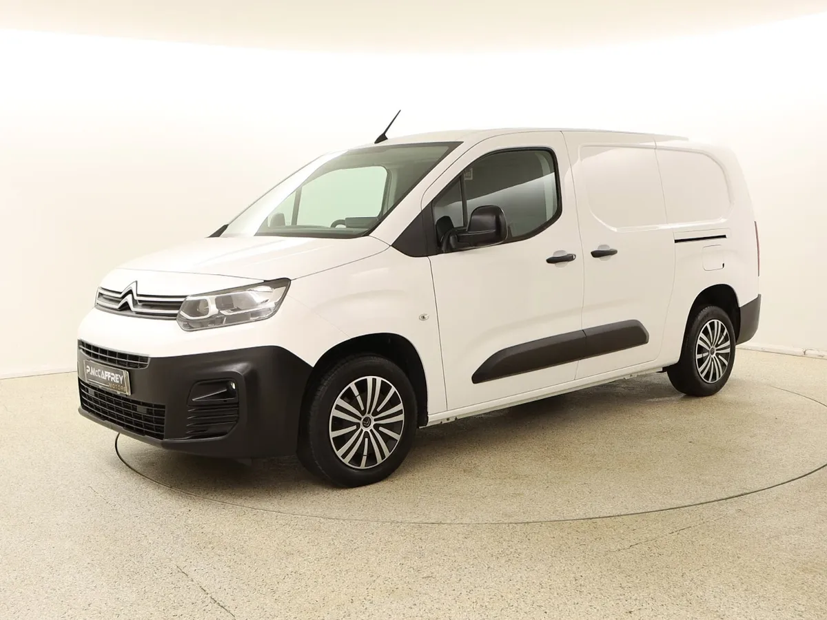 201 Citroen Berlingo 1.5 HDI Enterprise 3 seat LWB - Image 3