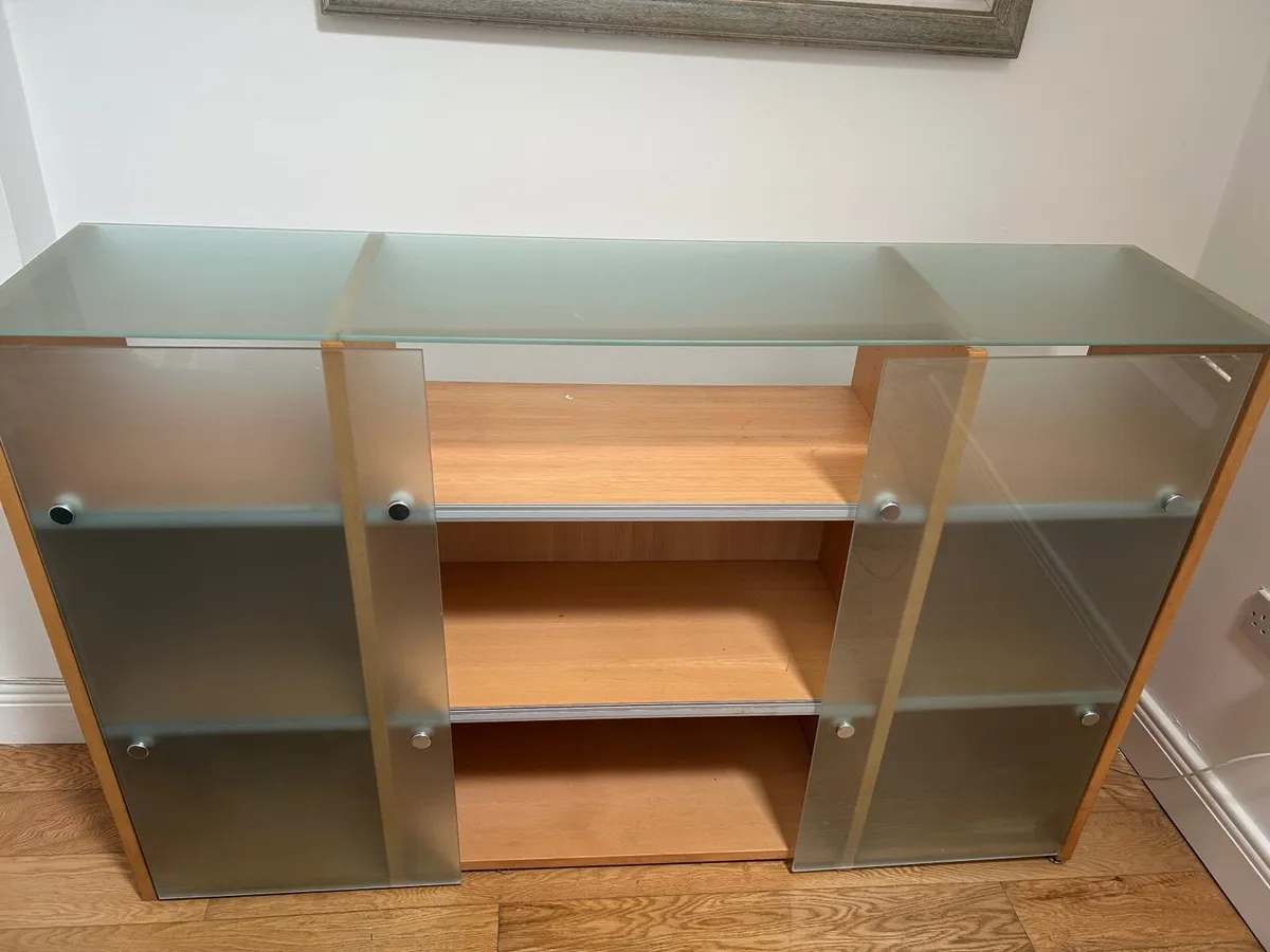 Cabinet - Image 2