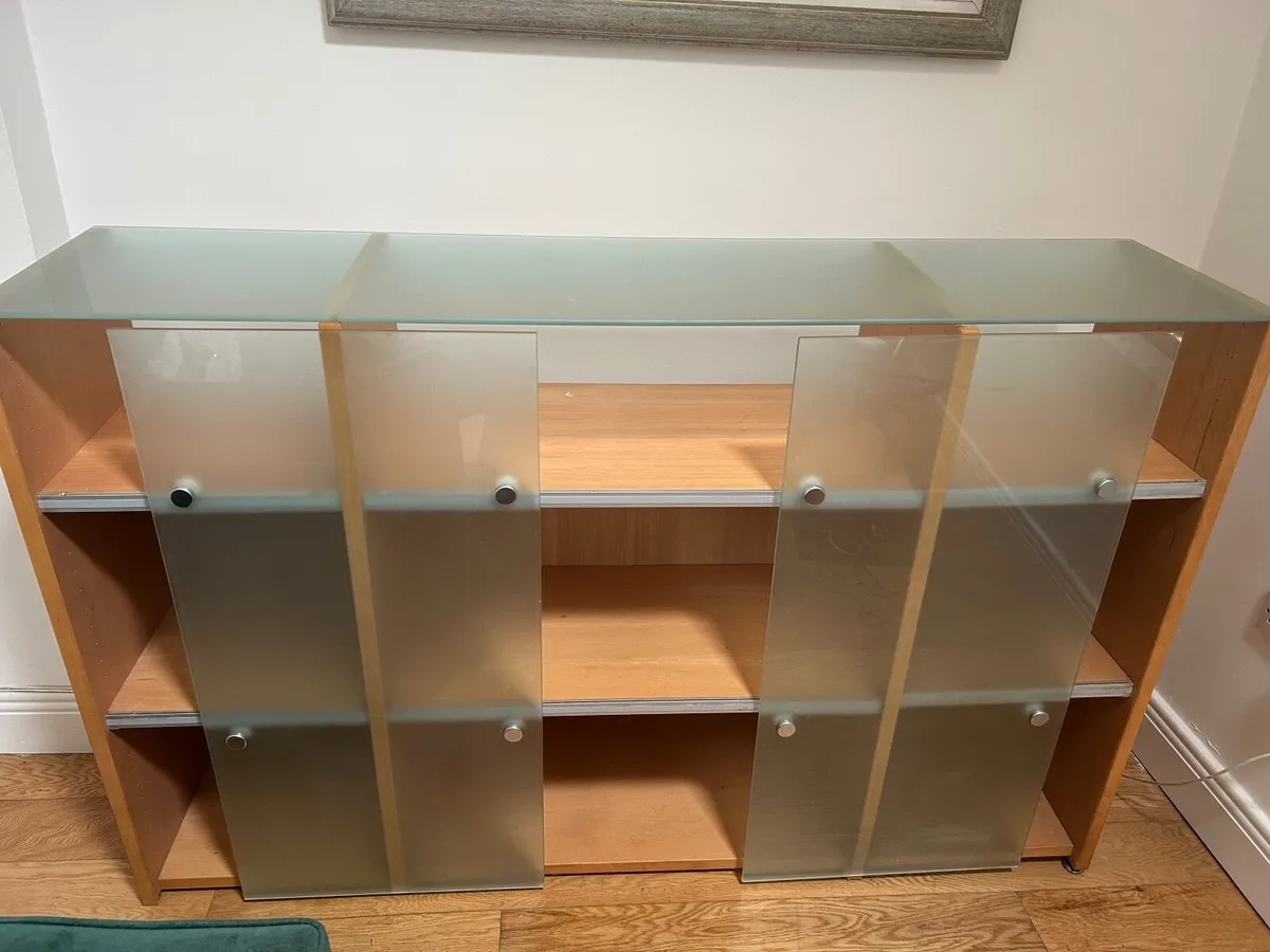 Cabinet - Image 3