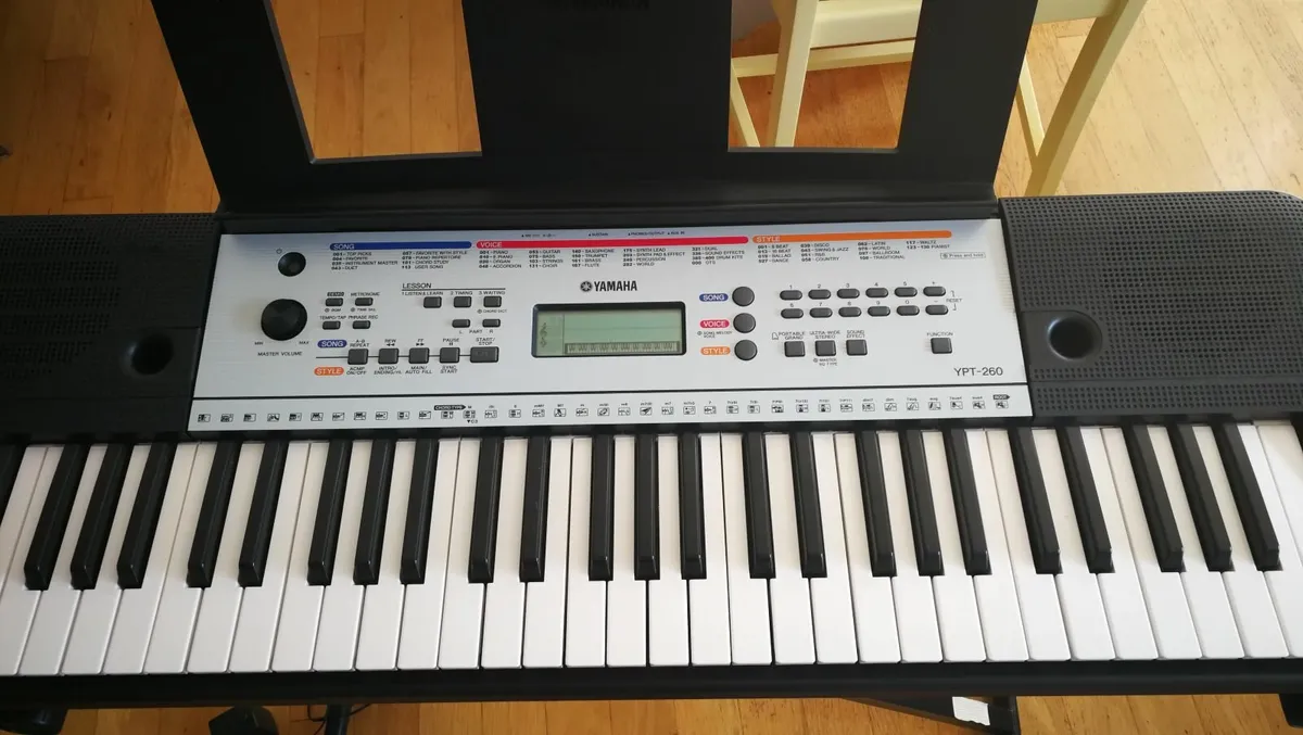Keyboard and stand - Image 2