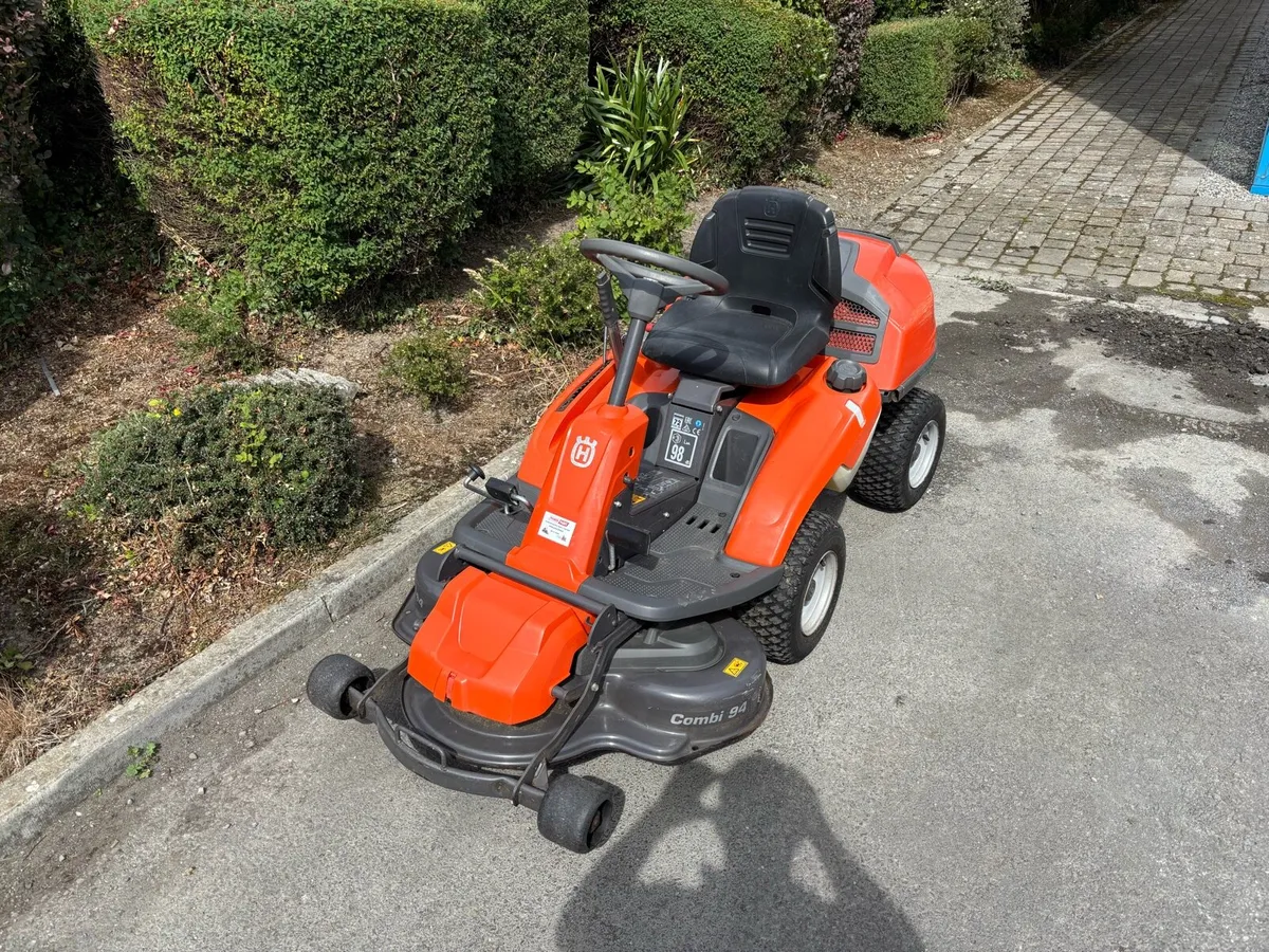Ride On Mulcher Mower - 214 TC - Image 2