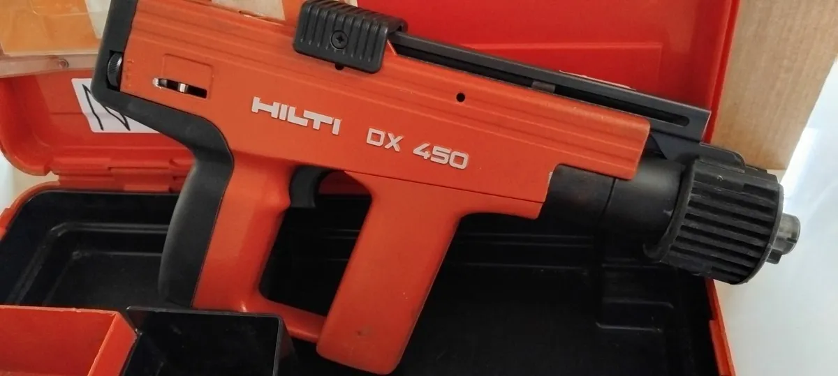 Hilti DX450 Powder Actuated Nail Gun "Serviced" - Image 2