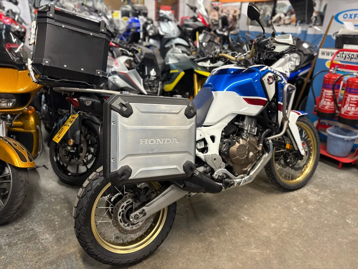2018 Honda African Twin CRF1000 - Image 3