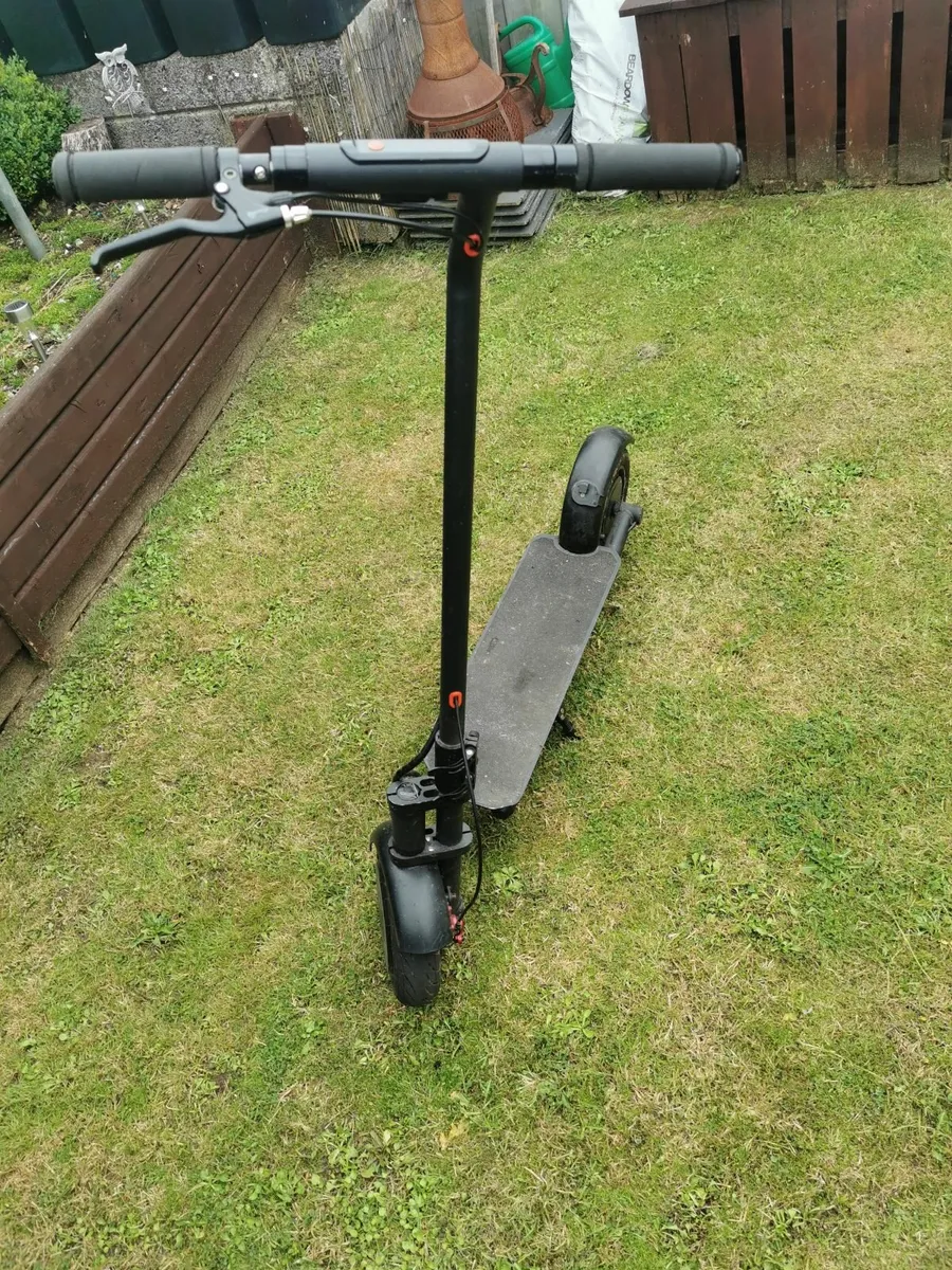 Electric scooter - Image 3