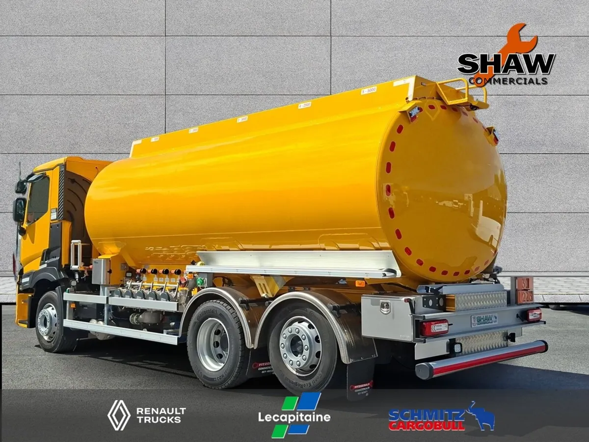 Renault T 380 6x2 Rear lift & steer Rigid Tanker - Image 3