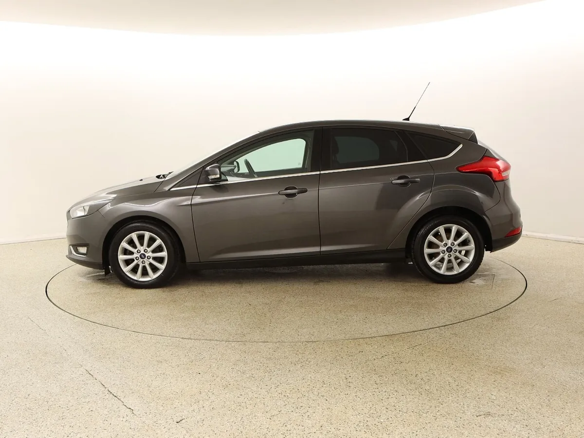 2016 Ford Focus Titanium 1.5 TDCI 120 BHP - Image 4