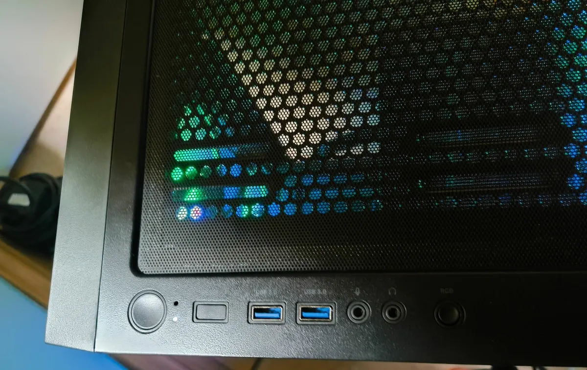 Ultra Fast gaming pc. Rx 9070xt, r7 9700x, 32gbRam - Image 3