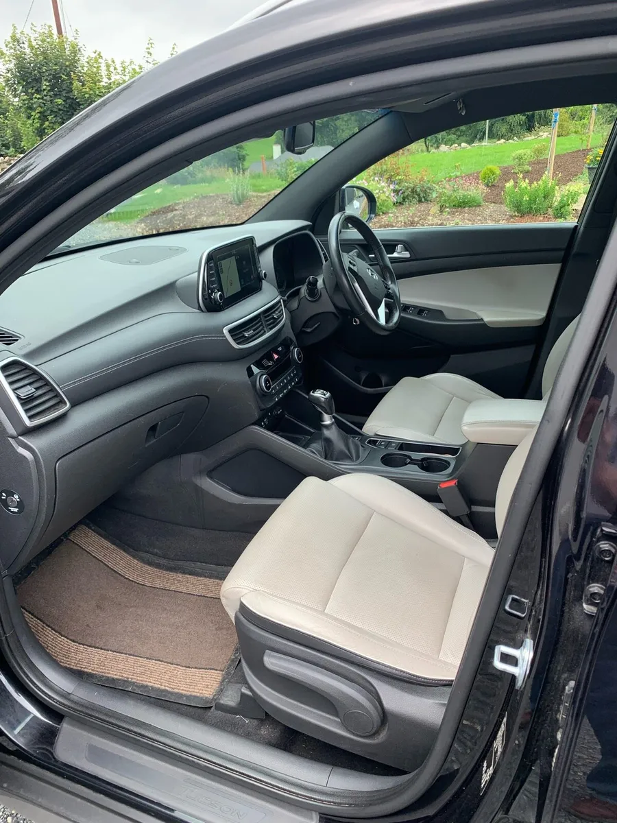 Hyundai Tuscon - Image 4