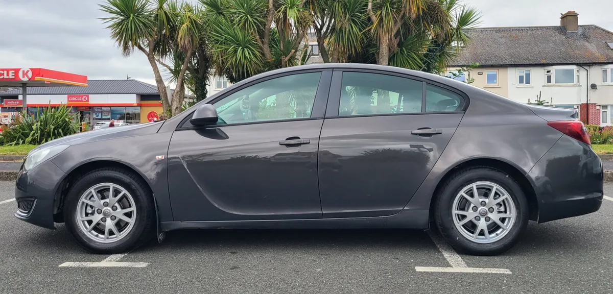 Opel Insignia 2014 - Image 1