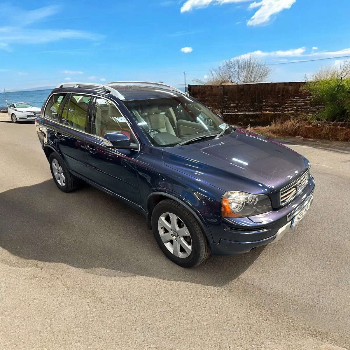 Volvo XC90 2014 - Image 1