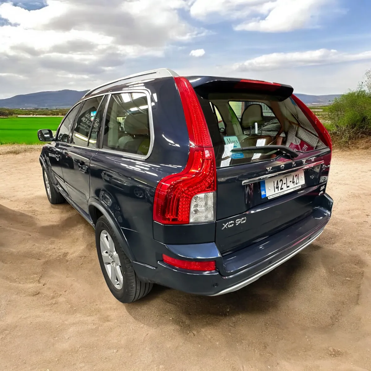 Volvo XC90 2014 - Image 2