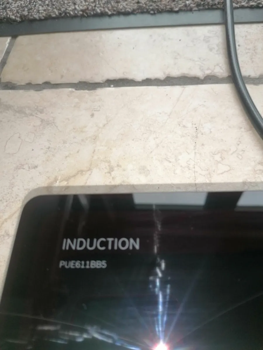 Bosch Induction Hob - Image 3