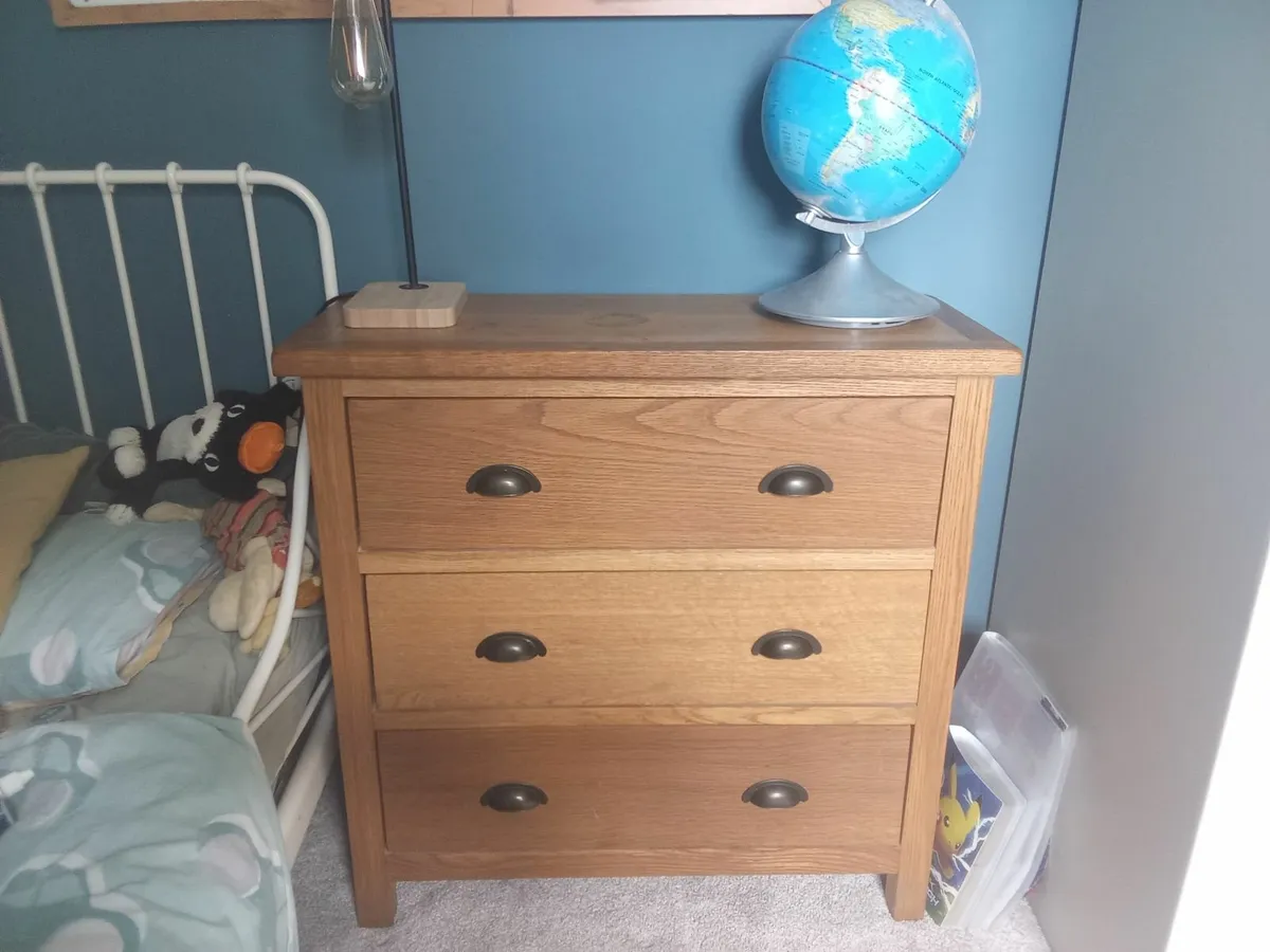 Chest of drawers - Image 1