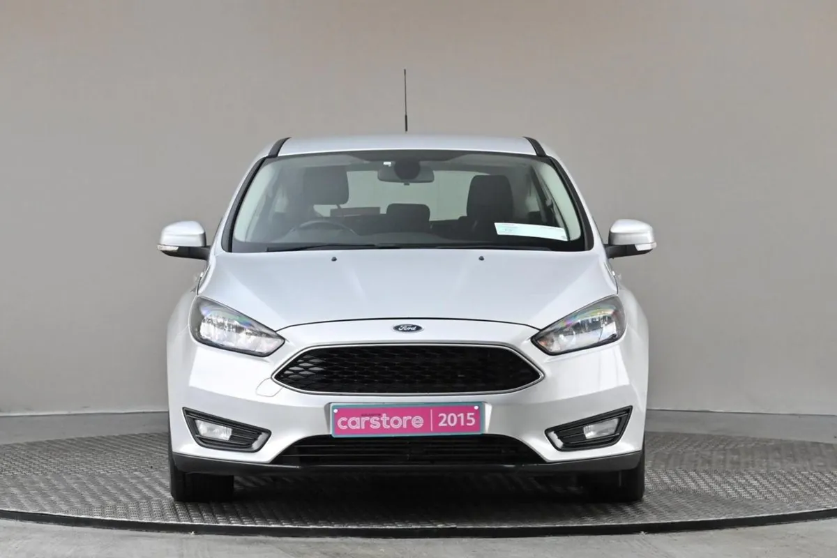 Ford Focus 2.0 Tdci 150BHP Zetec Powershift - Image 2