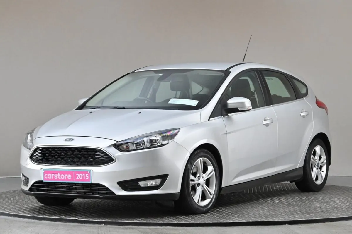 Ford Focus 2.0 Tdci 150BHP Zetec Powershift - Image 3