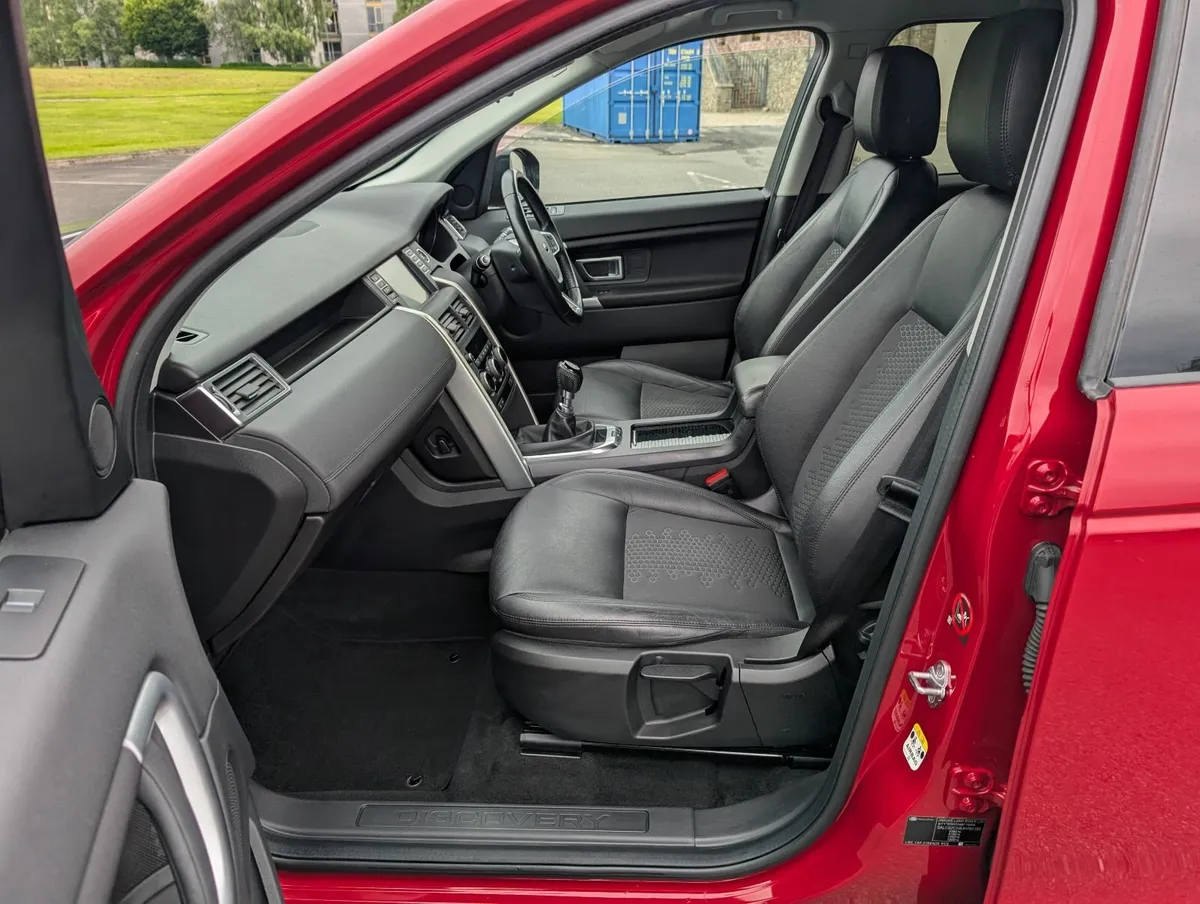 2018 LAND ROVER DISCOVERY LOW MILEAG 58K MLS - Image 3