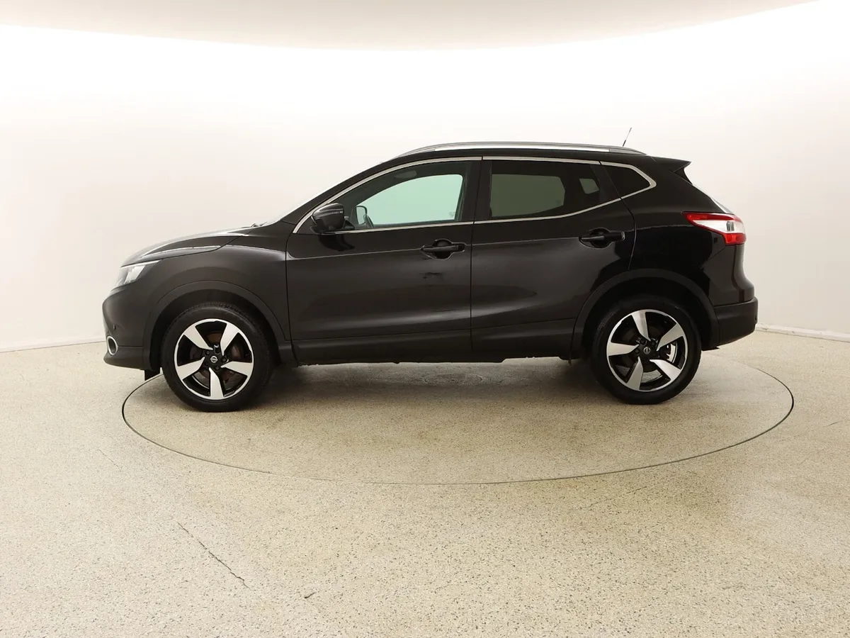 2017 NISSAN QASHQAI 1.5 DCI N-VISION PAN ROOF - Image 4