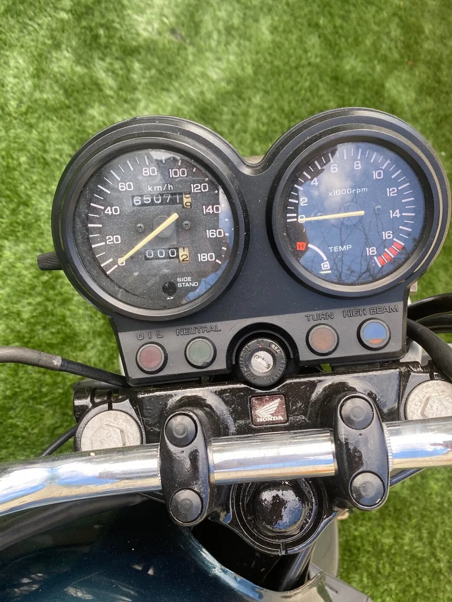 Honda cb250 jade 1997 - Image 2