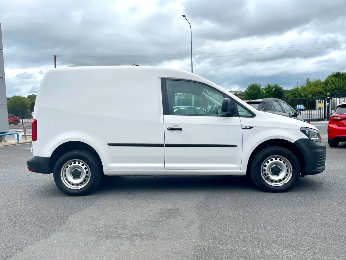 Volkswagen Caddy 2.0TDCi - Image 2