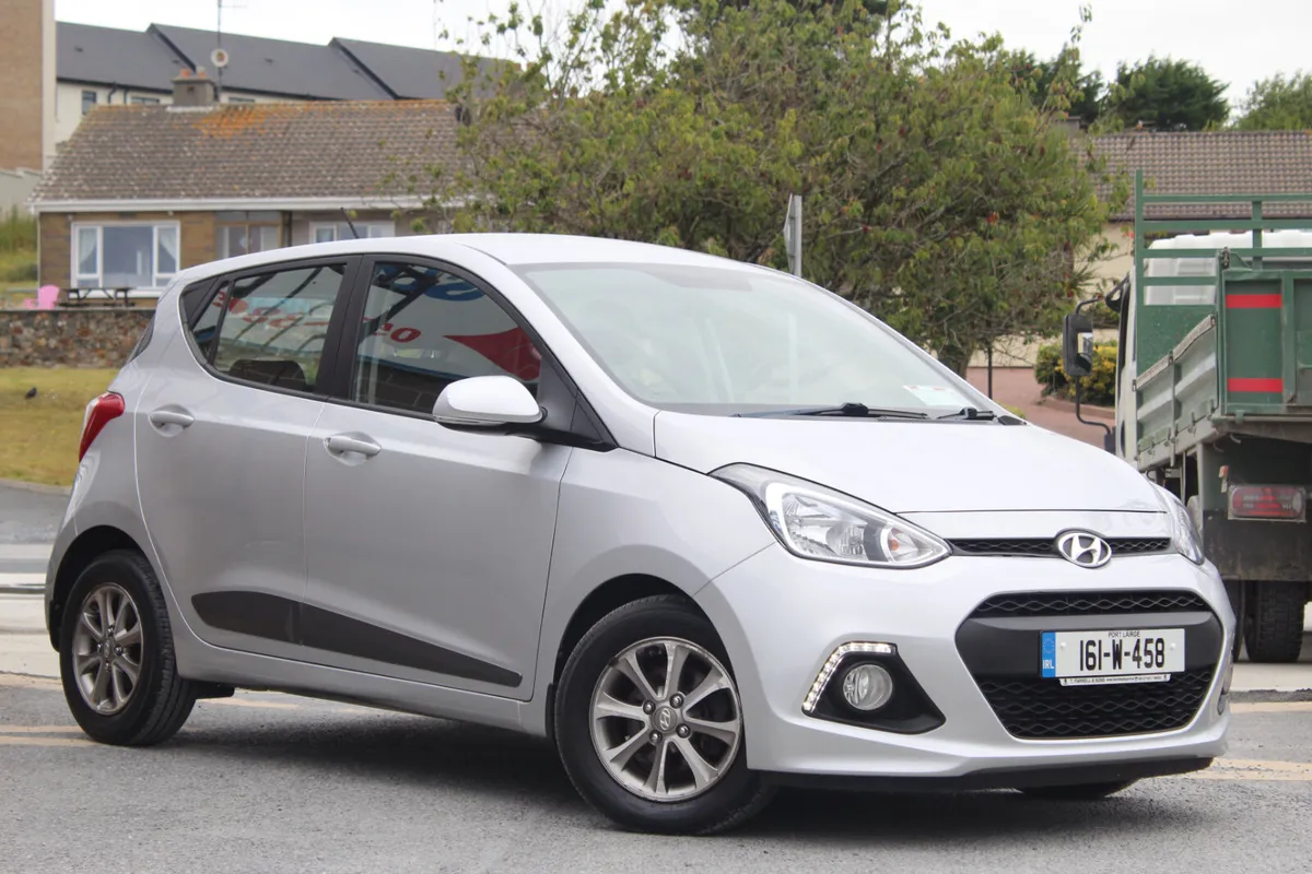 Hyundai i10 2016 1.0 Deluxe *Warranty* - Image 1