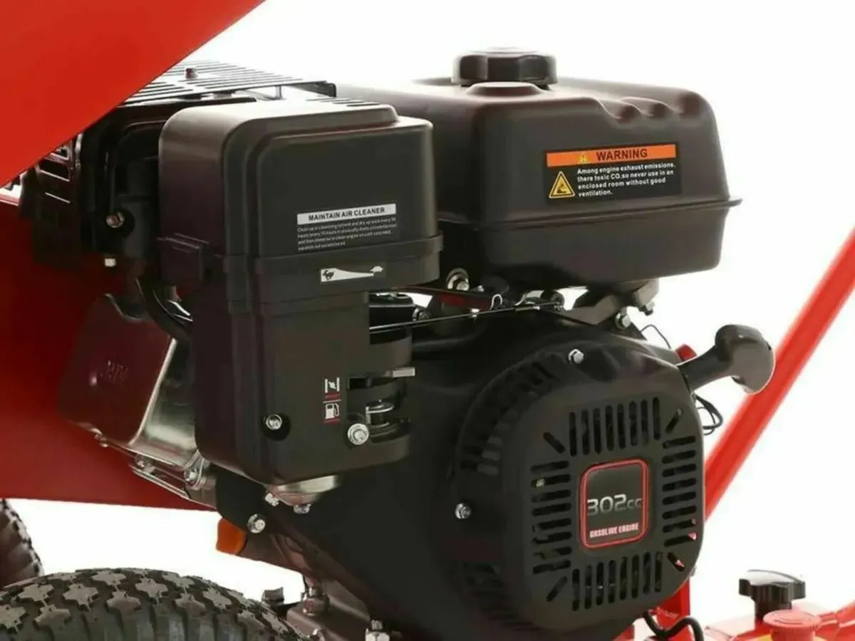 GTM 900 Petrol Wood Chipper - Image 4