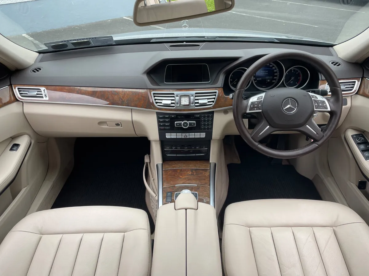 ELEGANCE - AUTO - HEATED LEATHER - NEW NCT -270TAX - Image 3