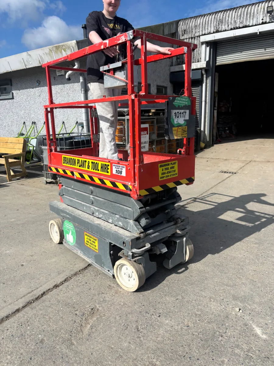1932 Scissors Lift - Image 4