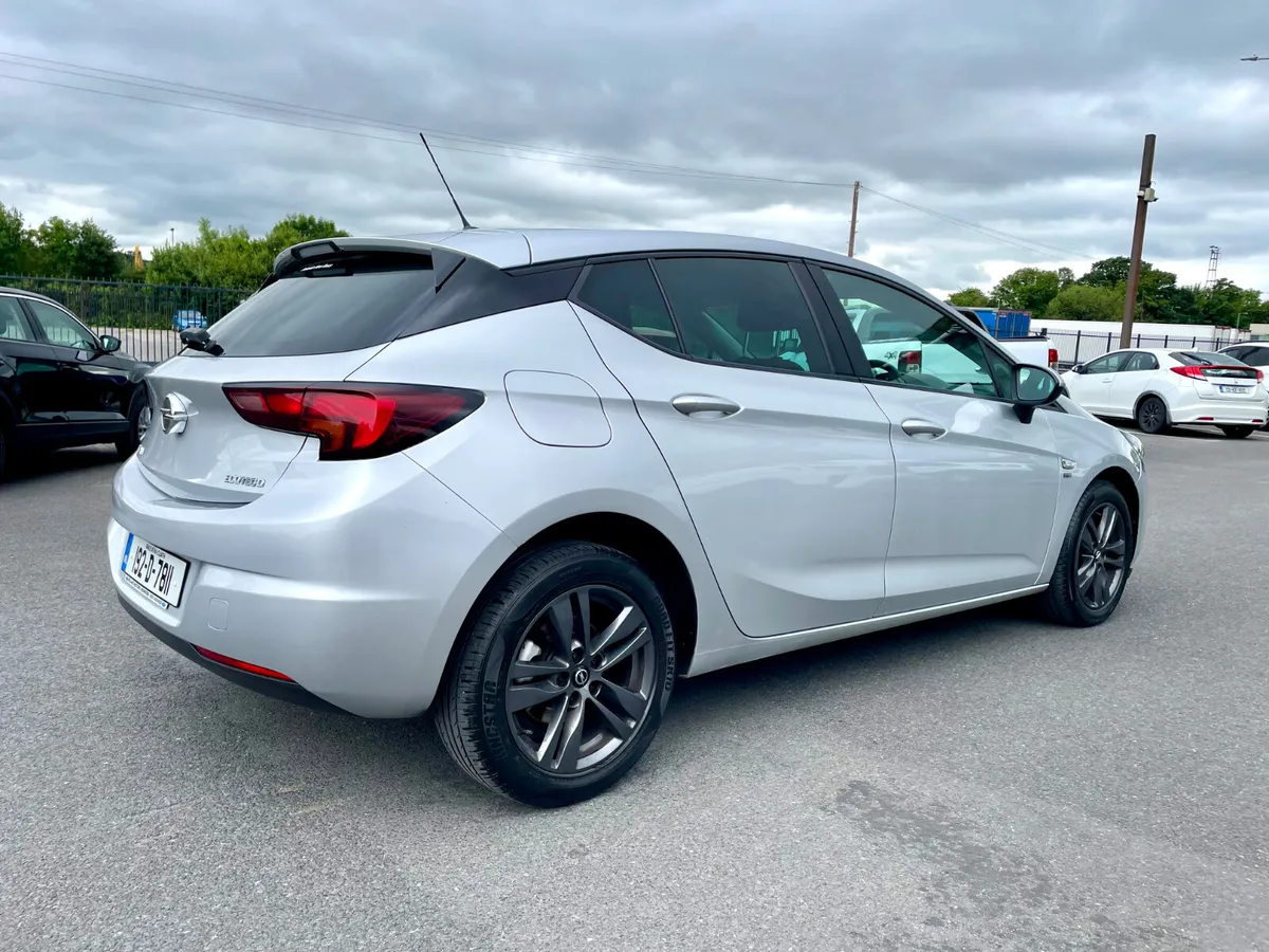 Opel Astra 1.6 Diesel - Image 4