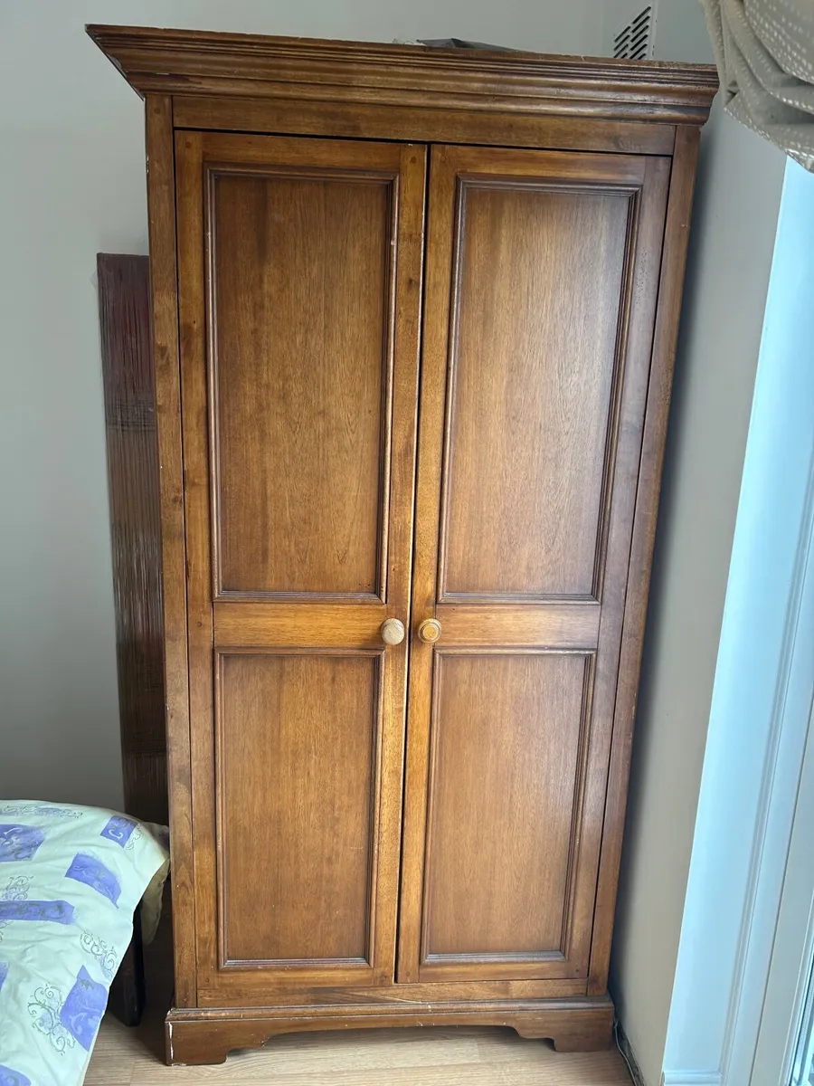 Wardrobe - Image 2